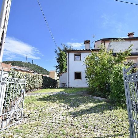 Calaone Wondeful Duplex Apartment Con Parcheggio X4 Baone Luaran gambar